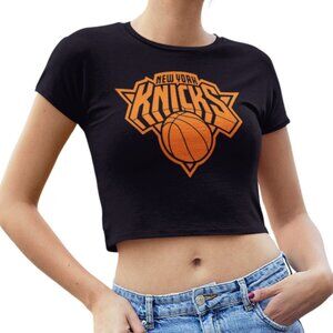 NEW York Knicks Monochrome Pop SLIM Form Fit Crop Top Shirt BLACK